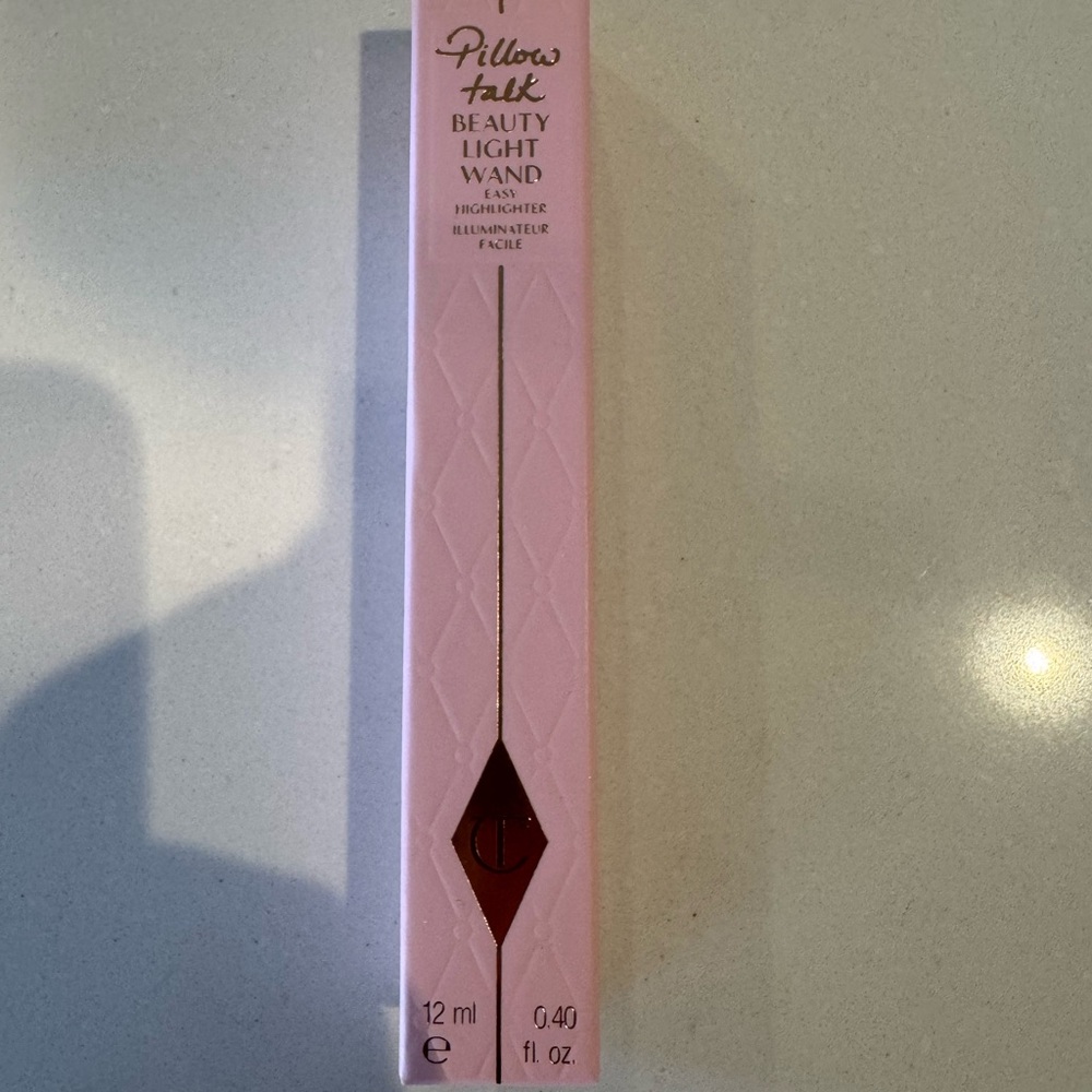 NEW and never opened Charlotte Tilbury Pillow Talk Beauty Light Wand - Soft Pink